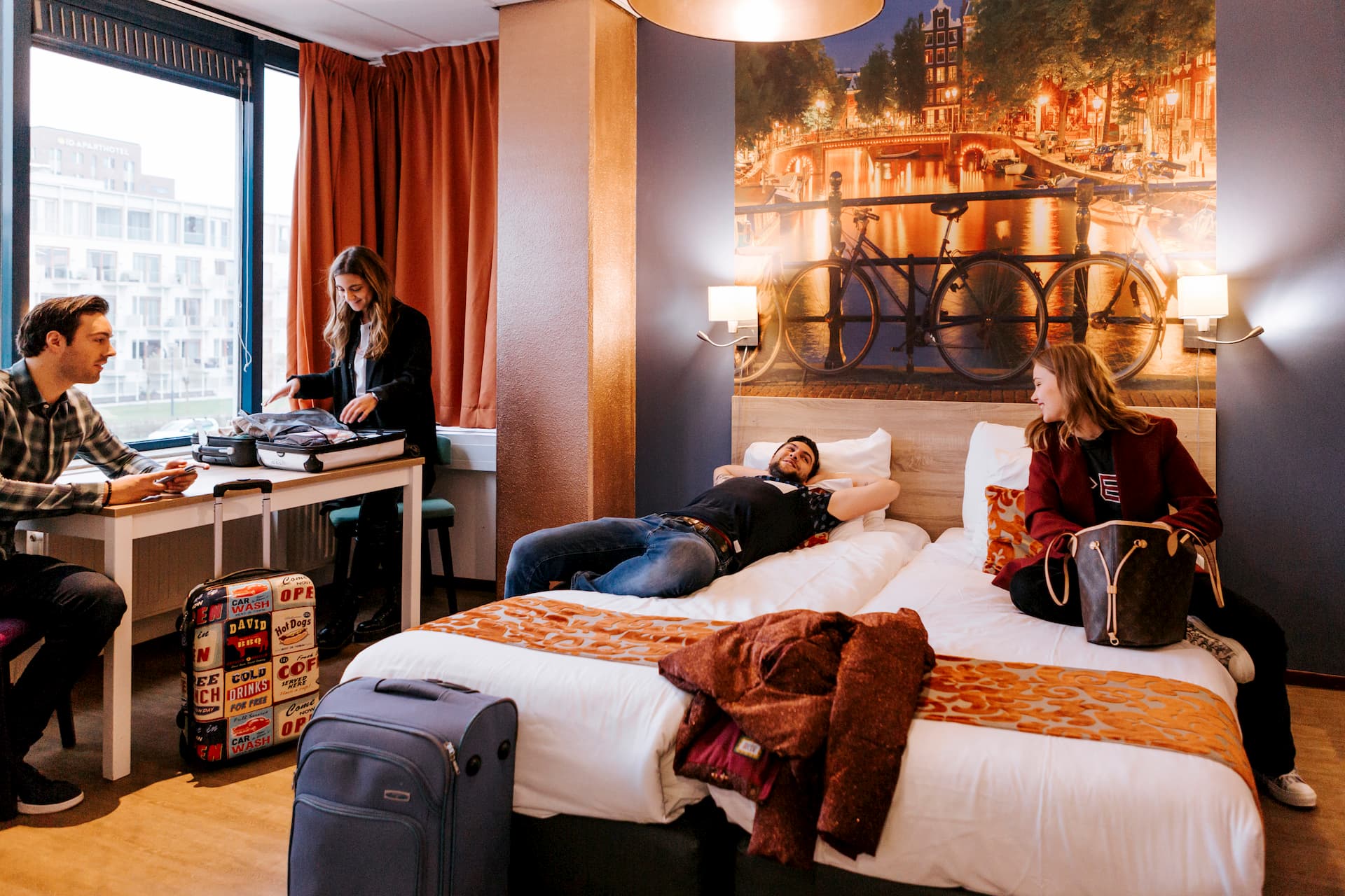 Quadruple Linked Studio | Amsterdam Teleport Hotel ...